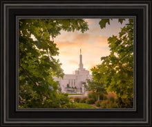 Load image into Gallery viewer, Reno Gardens