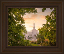 Load image into Gallery viewer, Reno Gardens