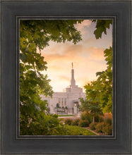 Load image into Gallery viewer, Reno Gardens