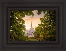 Load image into Gallery viewer, Reno Gardens