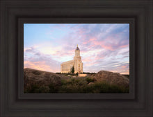 Load image into Gallery viewer, Cedar City Spring