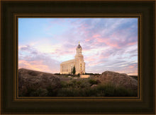 Load image into Gallery viewer, Cedar City Spring