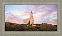Load image into Gallery viewer, Cedar City Spring