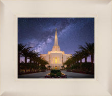 Load image into Gallery viewer, Gilbert Celestial