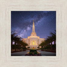 Load image into Gallery viewer, Gilbert Celestial