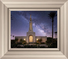 Load image into Gallery viewer, Redlands Celestial