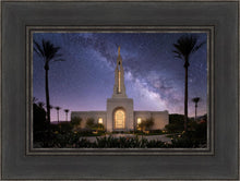 Load image into Gallery viewer, Redlands Celestial