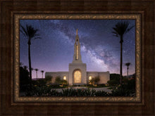Load image into Gallery viewer, Redlands Celestial