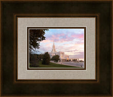 Load image into Gallery viewer, Bountiful Pastel Light