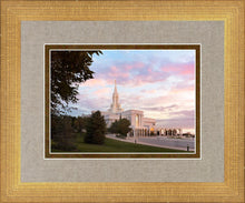 Load image into Gallery viewer, Bountiful Pastel Light