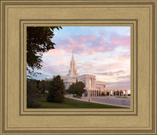 Load image into Gallery viewer, Bountiful Pastel Light
