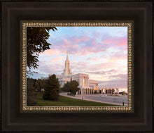 Load image into Gallery viewer, Bountiful Pastel Light