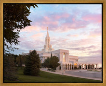 Load image into Gallery viewer, Bountiful Pastel Light