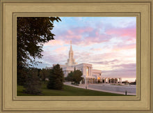 Load image into Gallery viewer, Bountiful Pastel Light