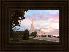 Load image into Gallery viewer, Bountiful Pastel Light