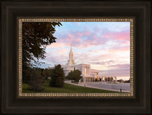 Load image into Gallery viewer, Bountiful Pastel Light