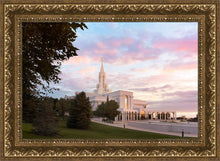 Load image into Gallery viewer, Bountiful Pastel Light