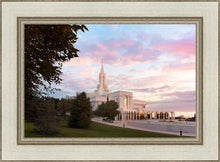 Load image into Gallery viewer, Bountiful Pastel Light
