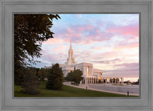 Load image into Gallery viewer, Bountiful Pastel Light