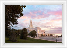 Load image into Gallery viewer, Bountiful Pastel Light