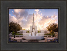 Load image into Gallery viewer, Denver Spiritual Glow