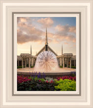 Load image into Gallery viewer, Chicago Fountain