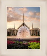 Load image into Gallery viewer, Chicago Fountain