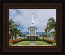 Load image into Gallery viewer, Pape'ete In The Day