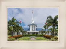 Load image into Gallery viewer, Pape'ete In The Day