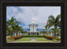 Load image into Gallery viewer, Pape'ete In The Day
