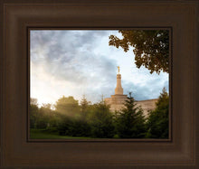 Load image into Gallery viewer, Columbus Sunburst