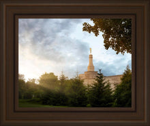 Load image into Gallery viewer, Columbus Sunburst