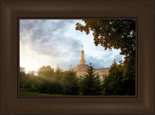 Load image into Gallery viewer, Columbus Sunburst
