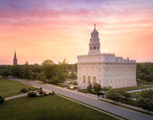 Load image into Gallery viewer, Nauvoo Sunburst Daybreak