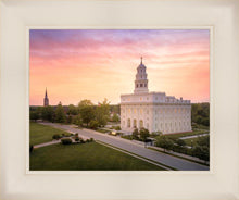 Load image into Gallery viewer, Nauvoo Sunburst Daybreak