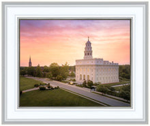 Load image into Gallery viewer, Nauvoo Sunburst Daybreak