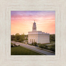 Load image into Gallery viewer, Nauvoo Sunburst Daybreak