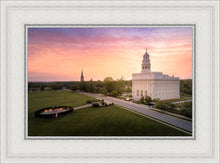 Load image into Gallery viewer, Nauvoo Sunburst Daybreak