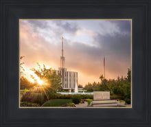 Load image into Gallery viewer, Seattle Temple Morning Breaks