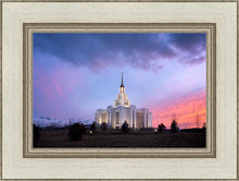 Load image into Gallery viewer, Saratoga Springs Glorious