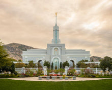 Load image into Gallery viewer, Mount Timpanogos Golden Morning