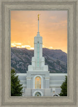 Load image into Gallery viewer, Mount Timpanogos Morning Glory Vertical