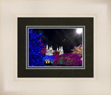 Load image into Gallery viewer, Washington DC Temple Christmas Spirit