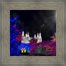 Load image into Gallery viewer, Washington DC Temple Christmas Spirit