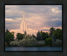 Load image into Gallery viewer, Idaho Falls Temple Eternal Light