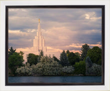 Load image into Gallery viewer, Idaho Falls Temple Eternal Light
