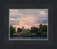 Load image into Gallery viewer, Idaho Falls Temple Eternal Light