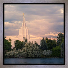 Load image into Gallery viewer, Idaho Falls Temple Eternal Light