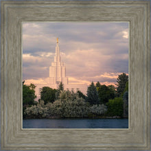 Load image into Gallery viewer, Idaho Falls Temple Eternal Light