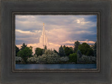 Load image into Gallery viewer, Idaho Falls Temple Eternal Light